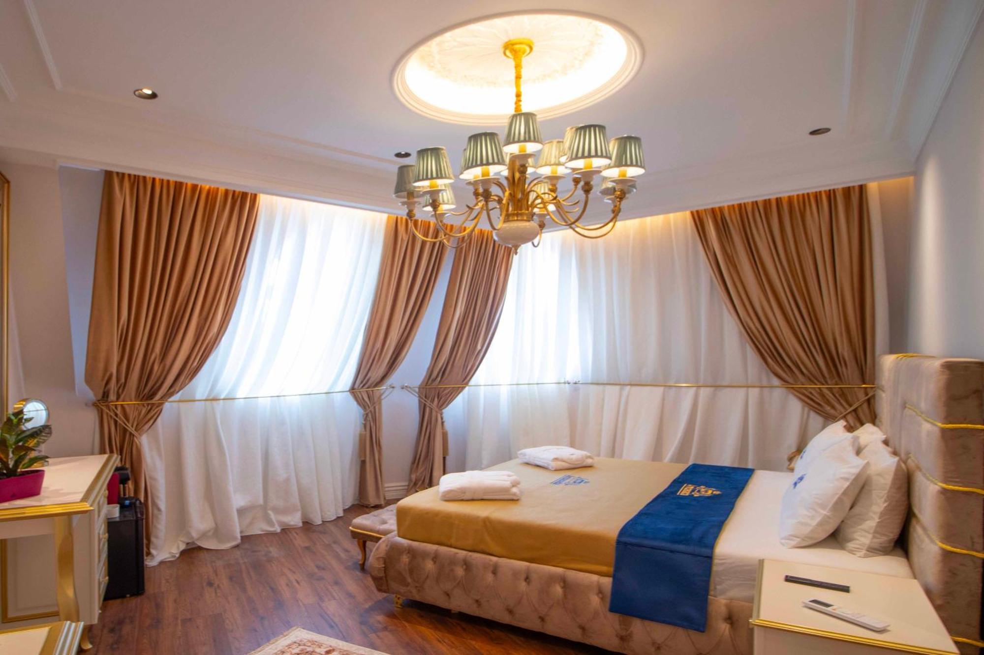 Hotel Ambasada Qta Paskuqan Екстер'єр фото