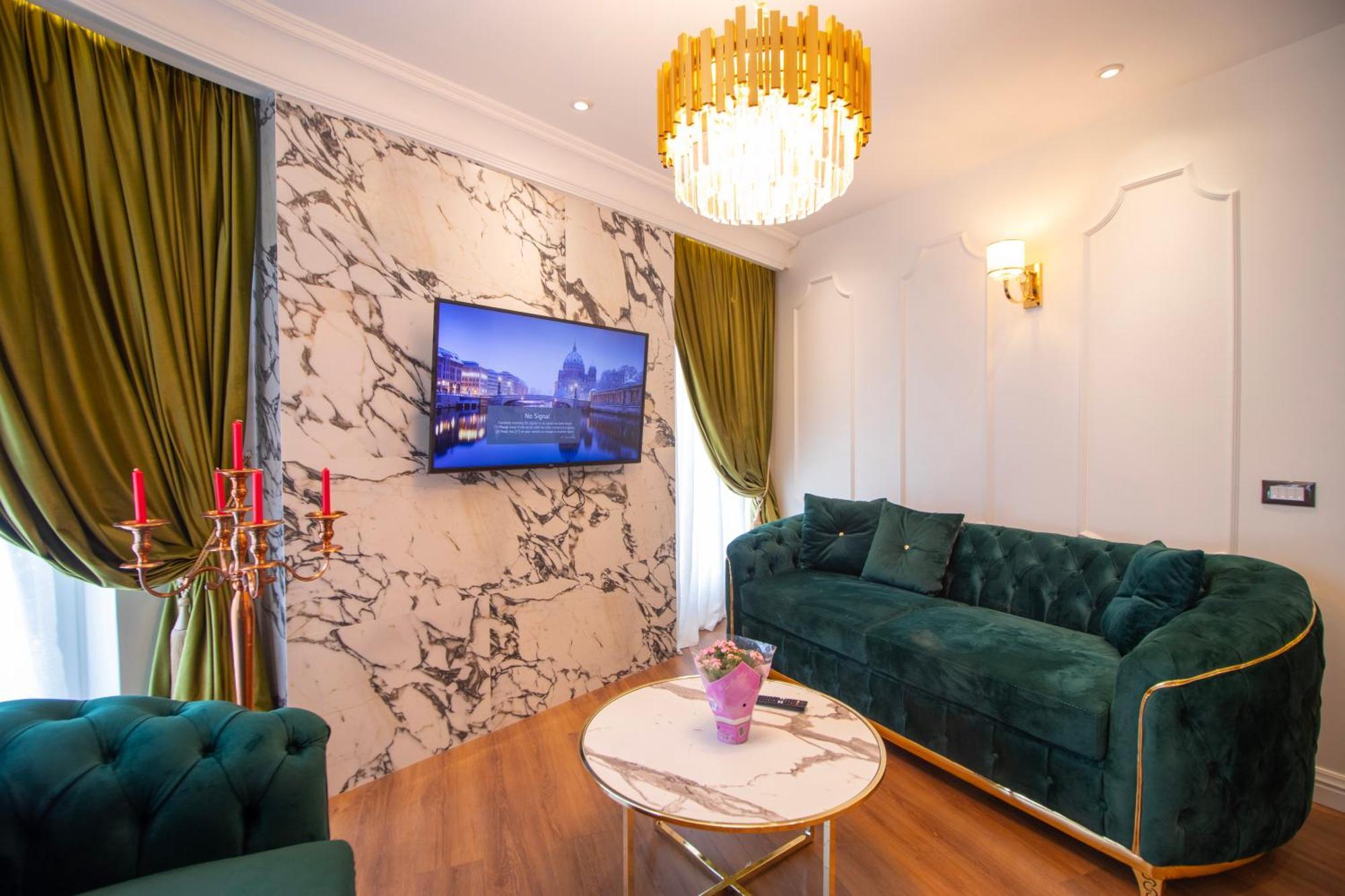 Hotel Ambasada Qta Paskuqan Екстер'єр фото